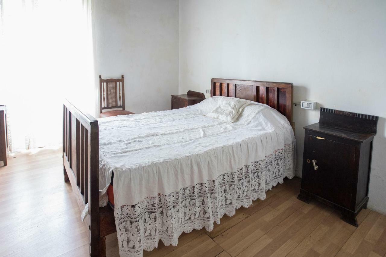A Fonte Das Bodas Samos Ngoại thất bức ảnh